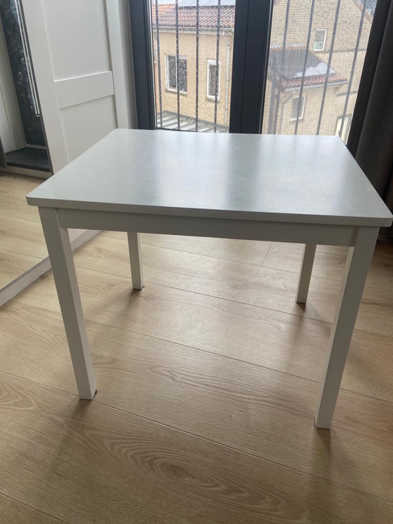 Ikea Kritter witte kinder tafel, Kinderen en Baby's, Kinderkamer | Tafels en Stoelen, Ophalen, Gebruikt, Tafel(s)
