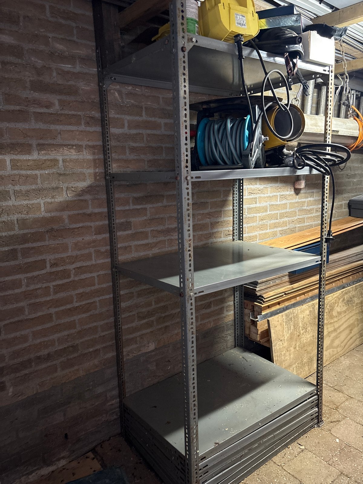 Stevige metalen stellingkast - 2 meter hoog, Huis en Inrichting, Kasten | Stellingkasten, Ophalen of Verzenden, Gebruikt