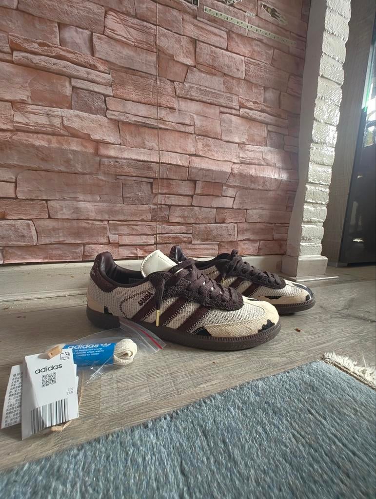 Adidas samba maat 42, Bruin, Nieuw, Ophalen of Verzenden, Sneakers of Gympen