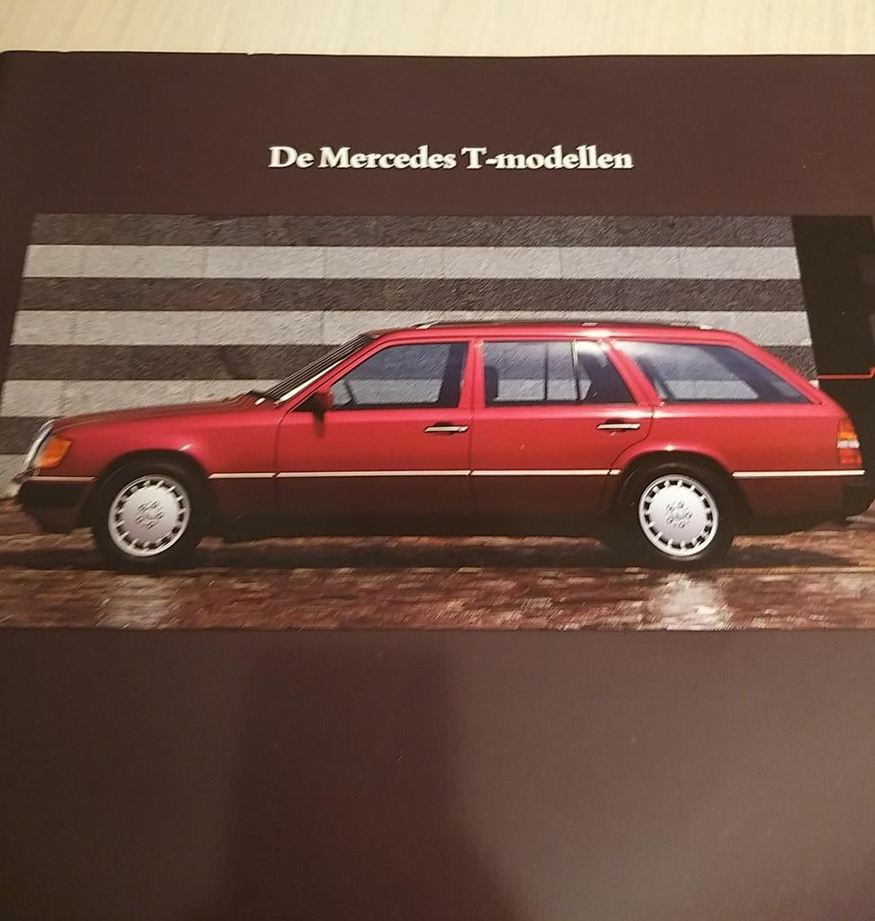 Nederlands dikke Mercedes w124 station folder óók 7 persoons, Ophalen of Verzenden, Zo goed als nieuw, Mercedes