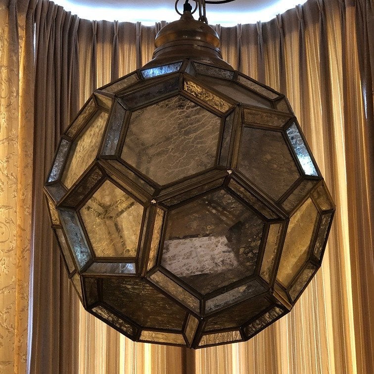 Luxueus koperkleurige hanglamp met antiek zilver spiegelglas, Ophalen, Pietseweg 13A Oud Gastel, Boho, Info@ptmd.nl