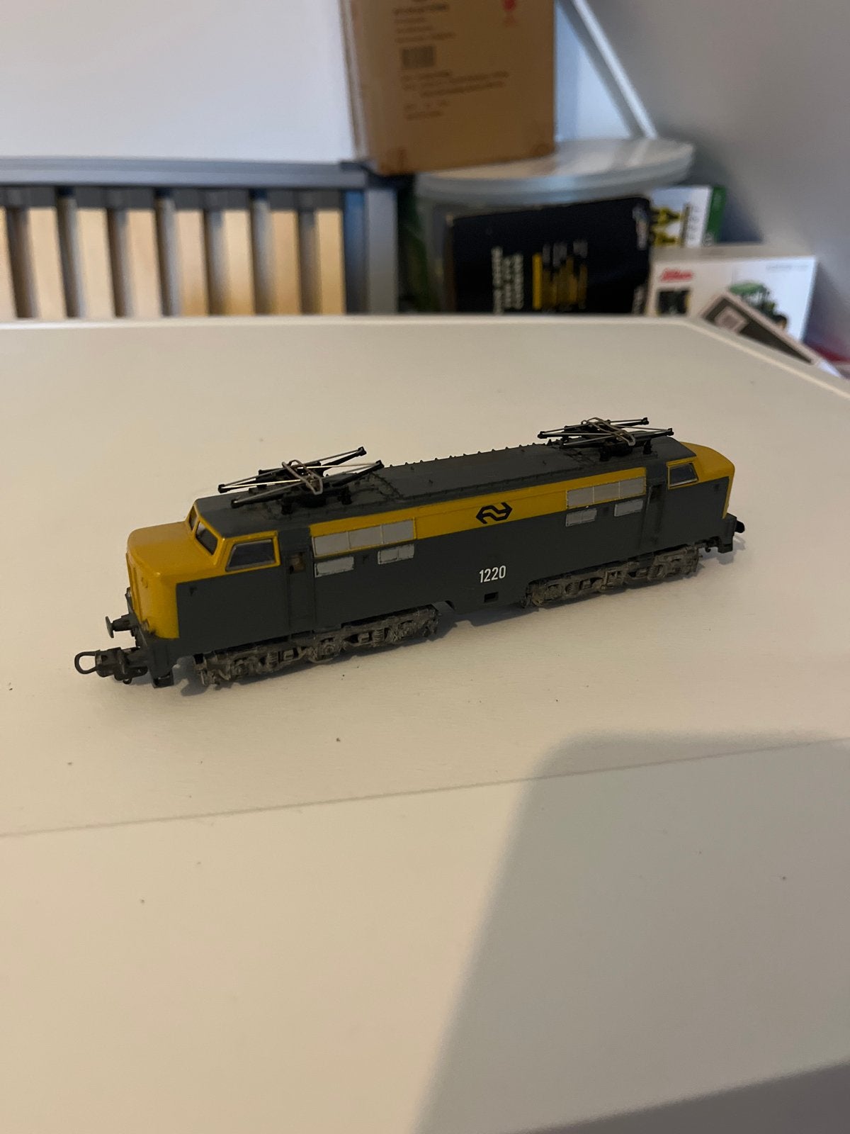 H0 NS 1200 locomotief - Gebruikt, zonder doos merk lima, Ophalen of Verzenden, Zo goed als nieuw, Locomotief, NS