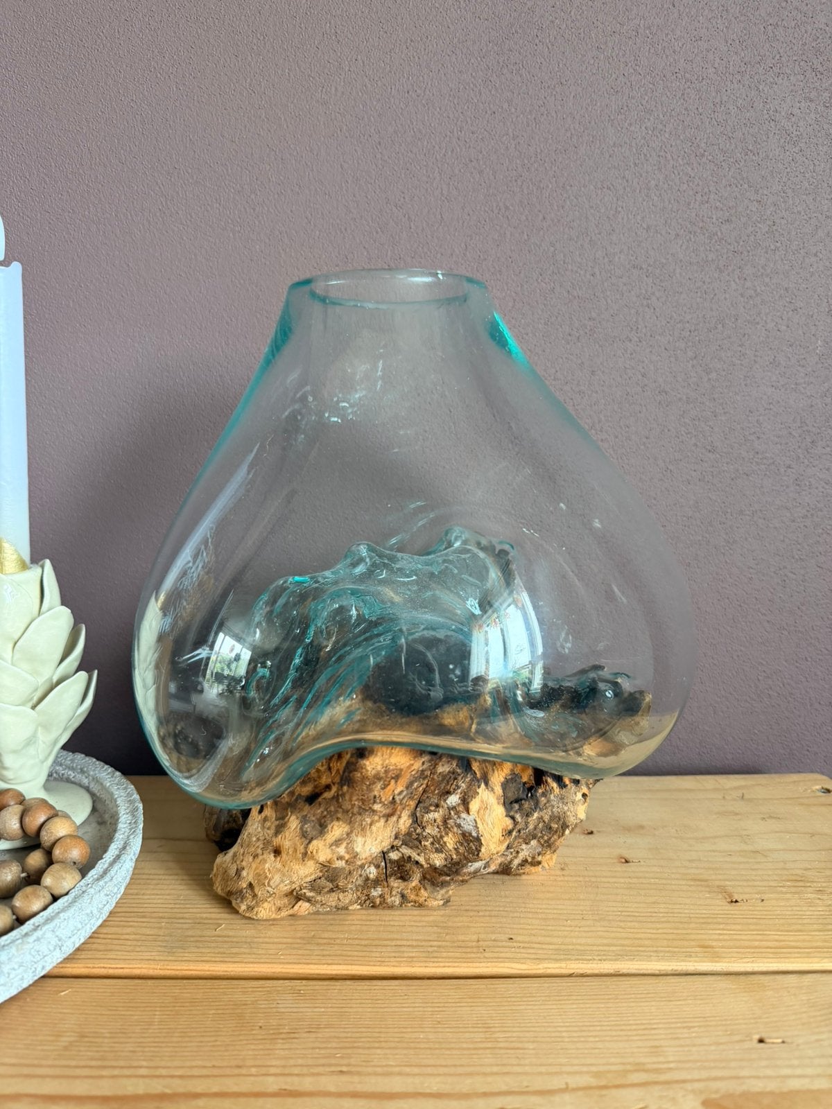Unieke glazen vaas op hout, handgemaakt, Antiek en Kunst, Antiek | Vazen, Ophalen
