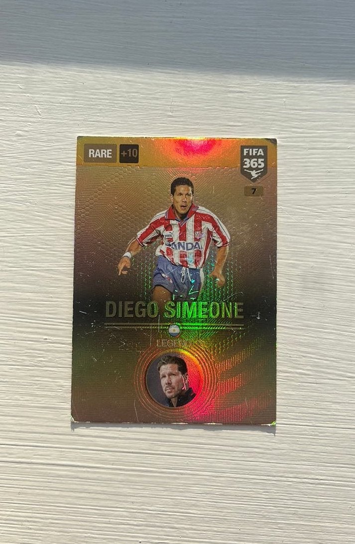 Rare Panini 365 fifa kaart - Simeone, Ophalen of Verzenden, Zo goed als nieuw, Plaatje
