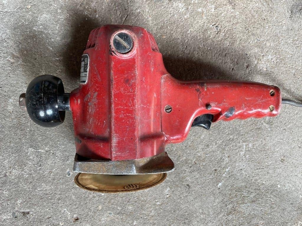 BLACK & DECKER schuurmachine., Ophalen of Verzenden, Gebruikt, Minder dan 600 watt, Vlakschuurmachine