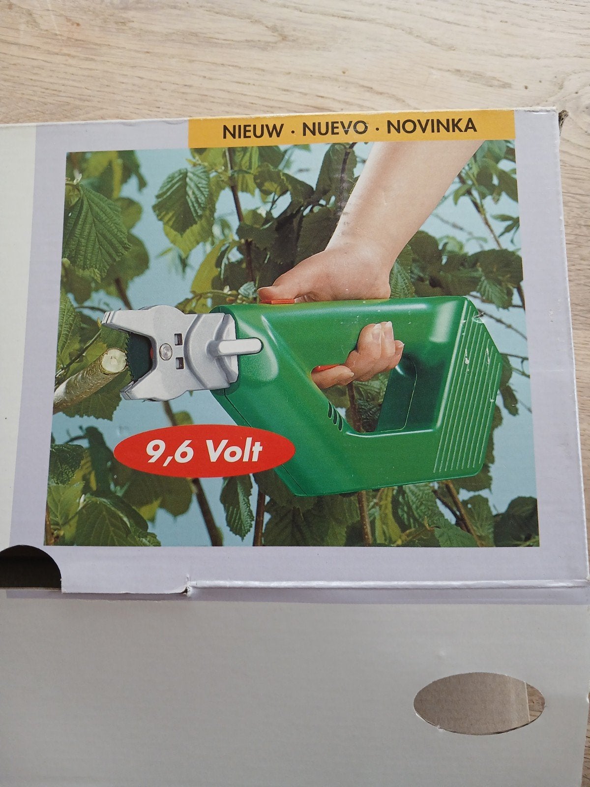 nieuw originele verpakking accu takkensnijder brill 200 as, Tuin en Terras, Ophalen, Nieuw