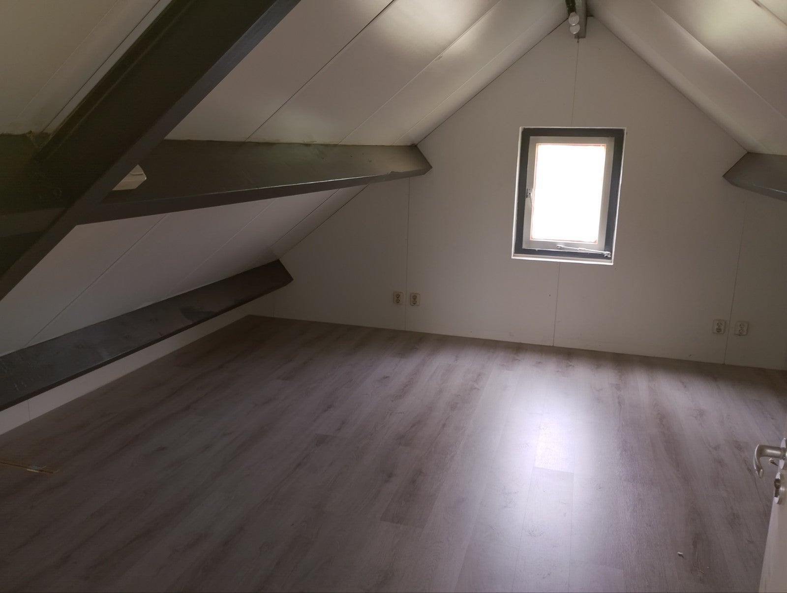 Appartment for rent 1300,-