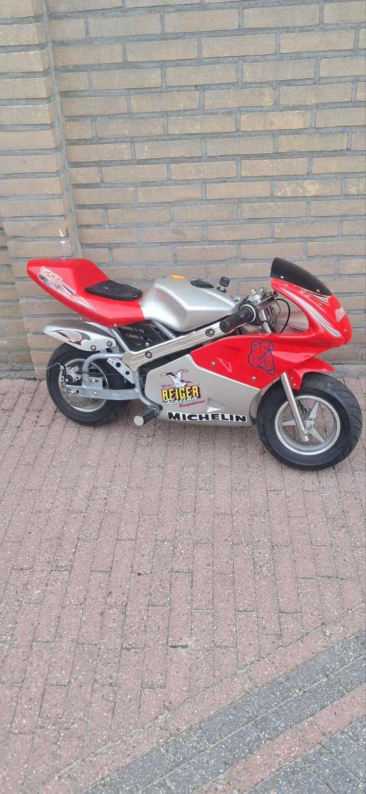 Elektrische Minibike 24V - 220W - Nette Staat, Ophalen, Overige typen, Zo goed als nieuw, Schijfrem
