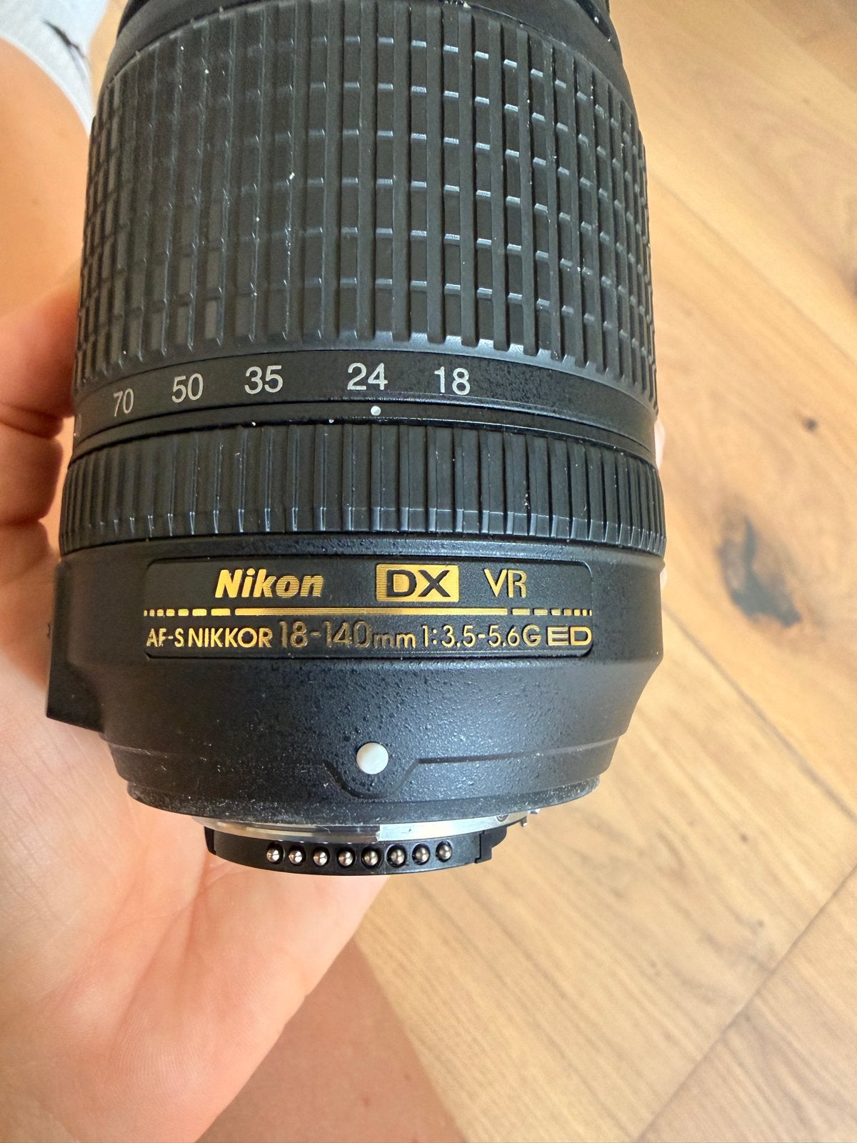 Nikon AF-S DX NIKKOR 18-140mm f/3.5-5.6G ED VR lens, Autofocus, Nikon, Ophalen of Verzenden, Zo goed als nieuw