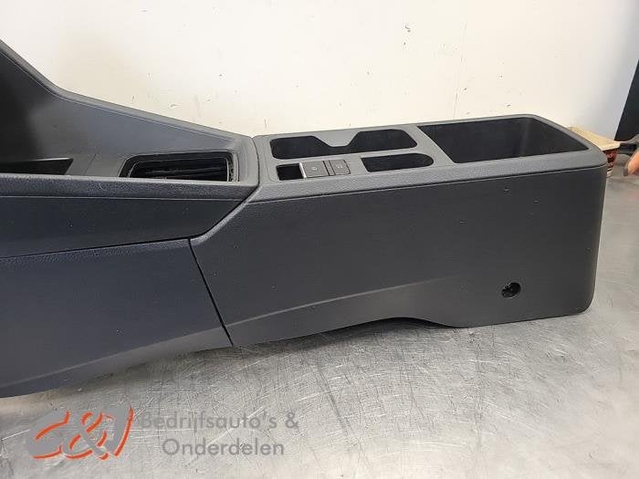 Middenconsoles van een Volkswagen Caddy, Auto-onderdelen, Gebruikt, -, Volkswagen, -