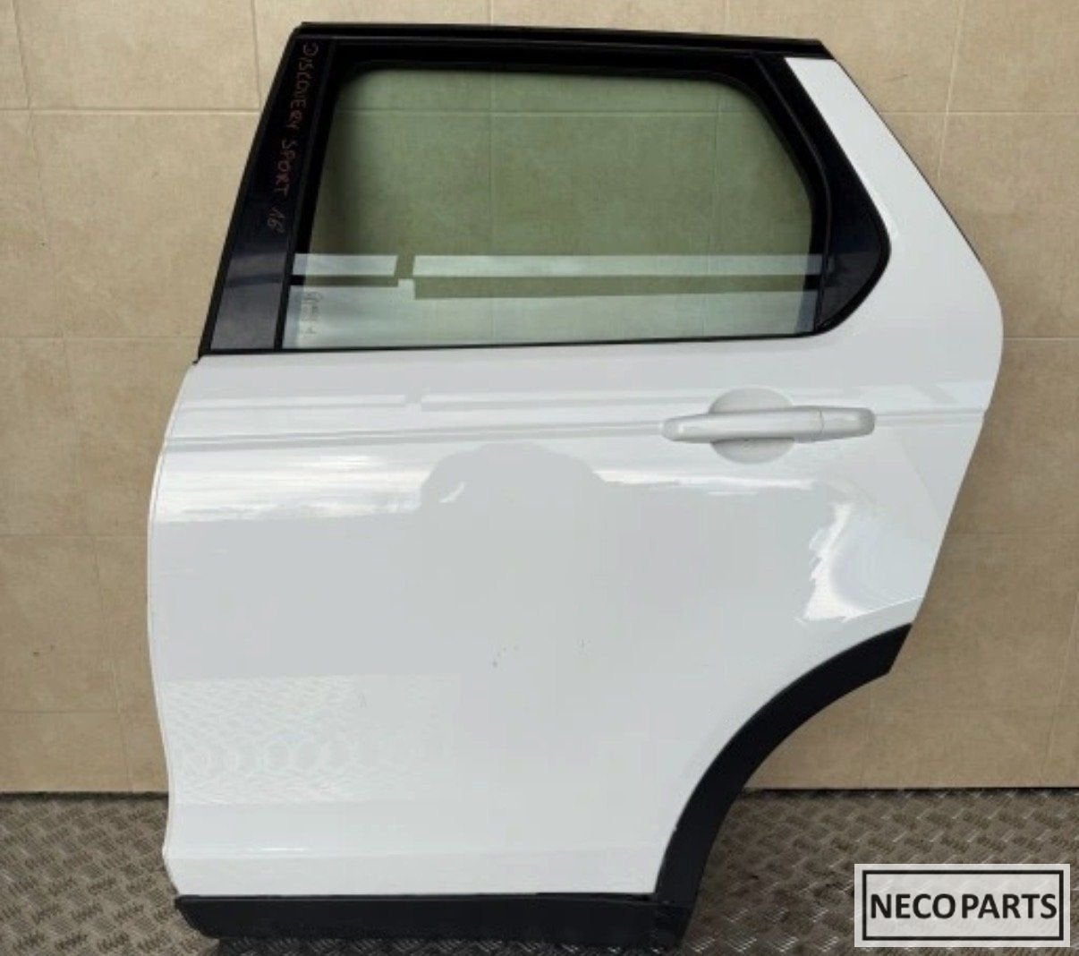 LAND ROVER DISCOVERY SPORT PORTIER DEUR ACHTER LINKS ORIGINE, -, Ophalen of Verzenden, Achter, -