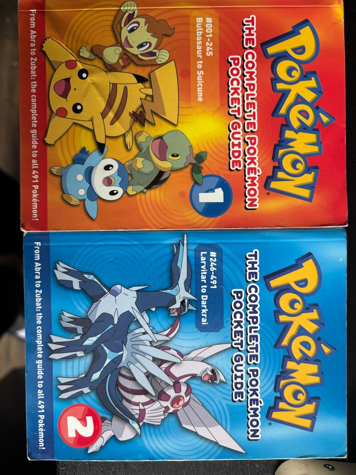 Pokémon Complete Pocket Guide 1 & 2 (Engels), Ophalen of Verzenden, Zo goed als nieuw