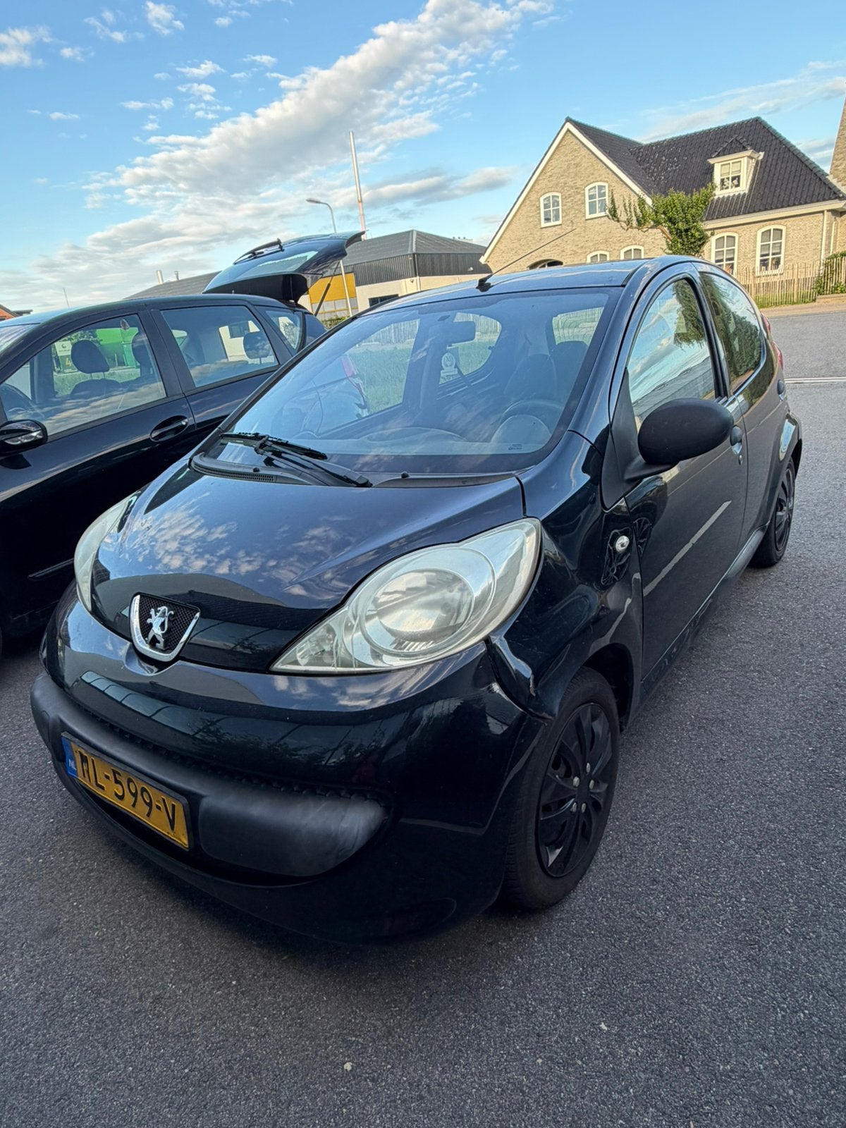 Peugeot 107 1.0 12V 5DR 2006 Zwart, Voorwielaandrijving, 4 stoelen, Handgeschakeld, Particulier