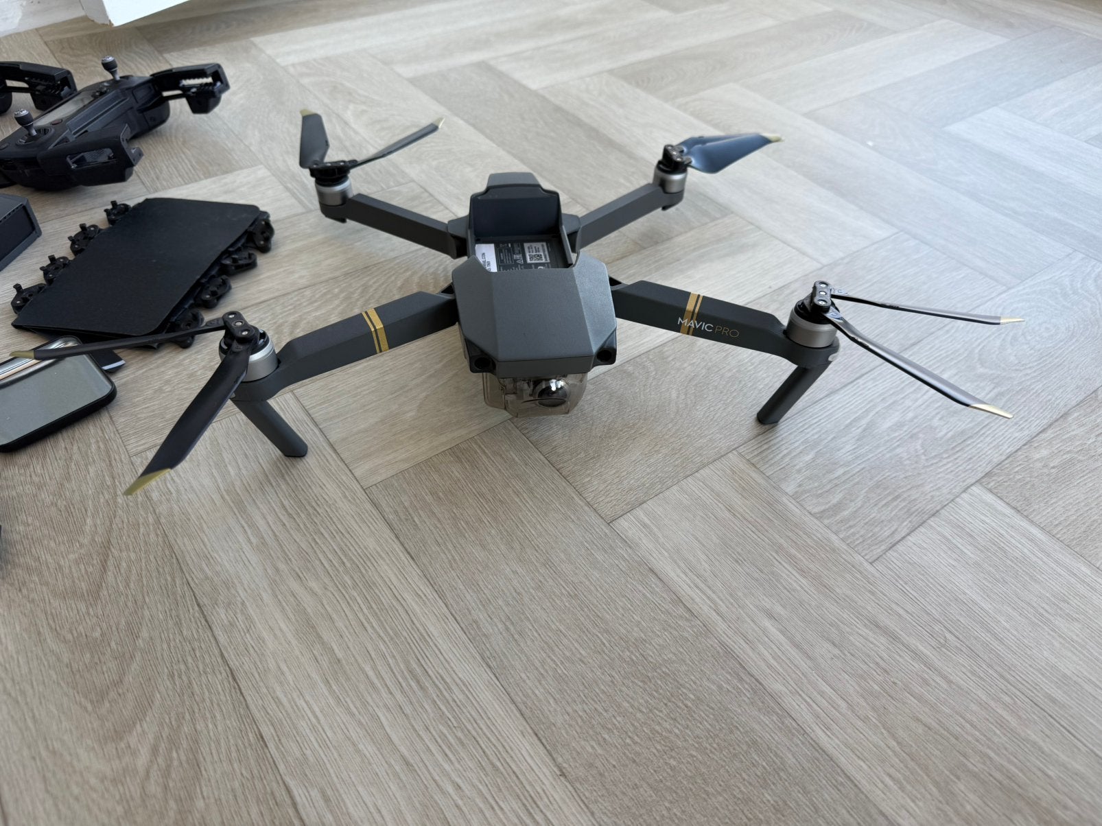 DJI Mavic Pro Drone -overvloed aan accessoires.'., Ophalen, Zo goed als nieuw, DJI