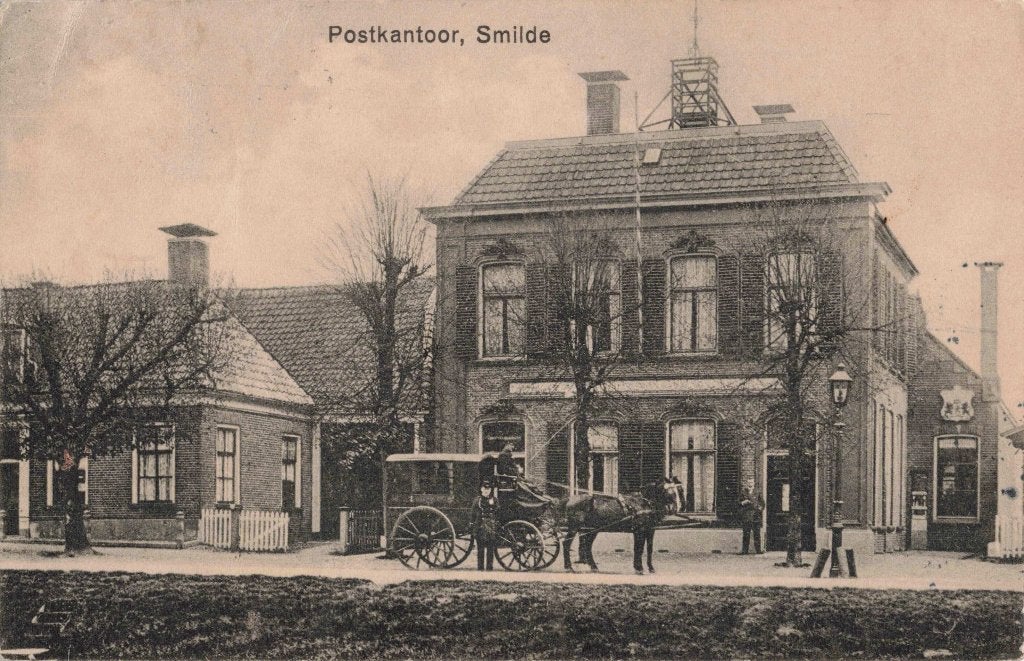 Smilde Postkantoor met Postkoets B3673, Verzamelen, Ophalen, Voor 1920, Gelopen, Drenthe