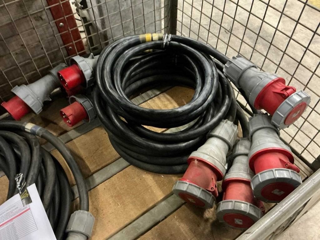 5x 5p 63a / 5p 125a verloop kabel, Ophalen, Gebruikt, Licht