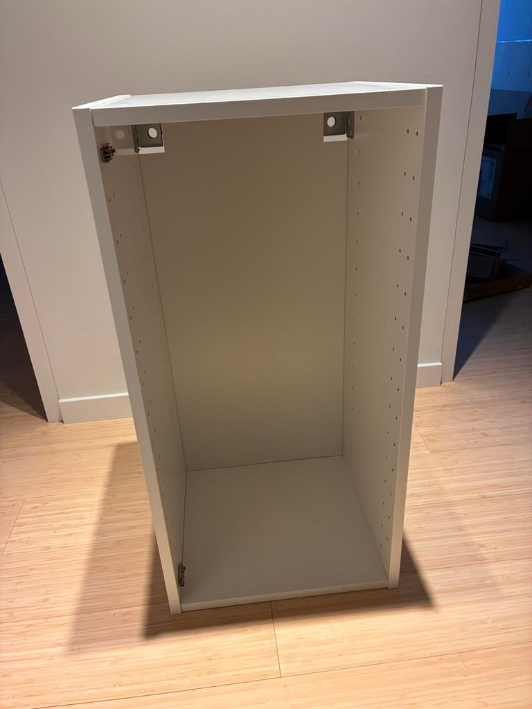 Ikea wit keukenkastje. Nieuw nooit gebruikt Incl. schanieren, Ophalen, Zo goed als nieuw, Overige instrumenten
