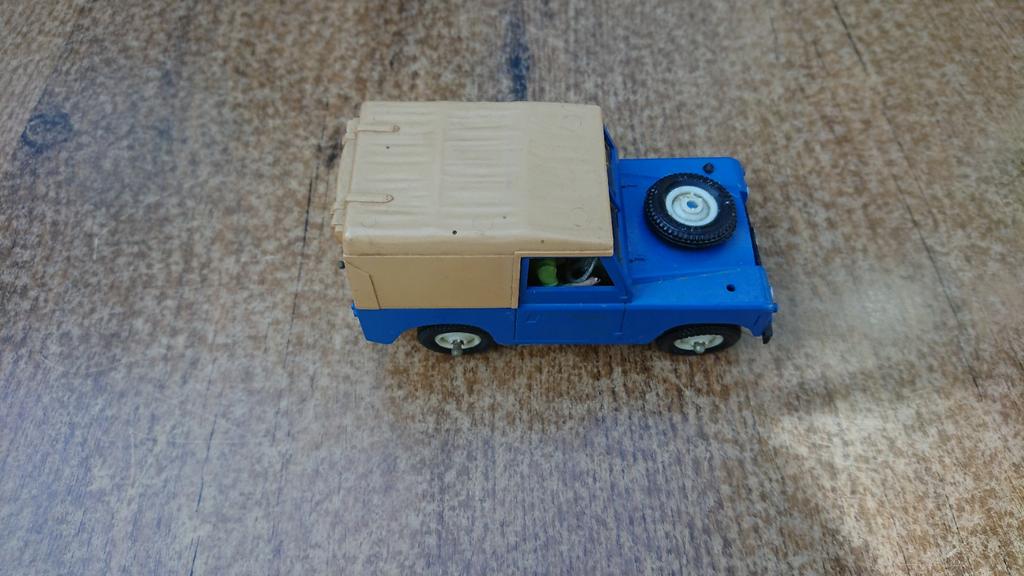 Britains 9571 Landrover., Hobby en Vrije tijd, Modelauto's | 1:32, Ophalen of Verzenden, Gebruikt, Tractor of Landbouw, Britains