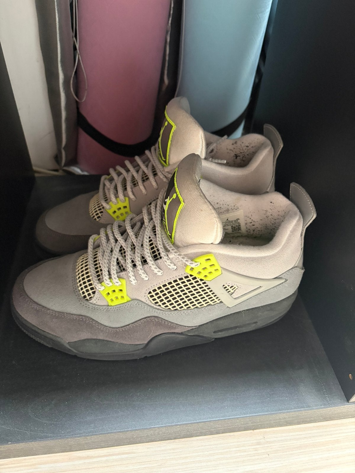 Nike Air Jordan 4 Retro SE 95 Neon, Overige kleuren, Ophalen of Verzenden, Sneakers of Gympen, Zo goed als nieuw