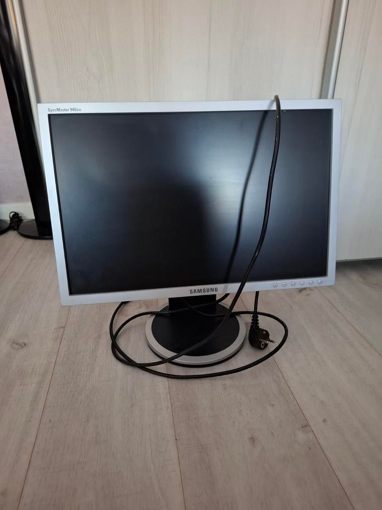Extra PC scherm beschikbaar, Ophalen, Full HD, 60 Hz of minder