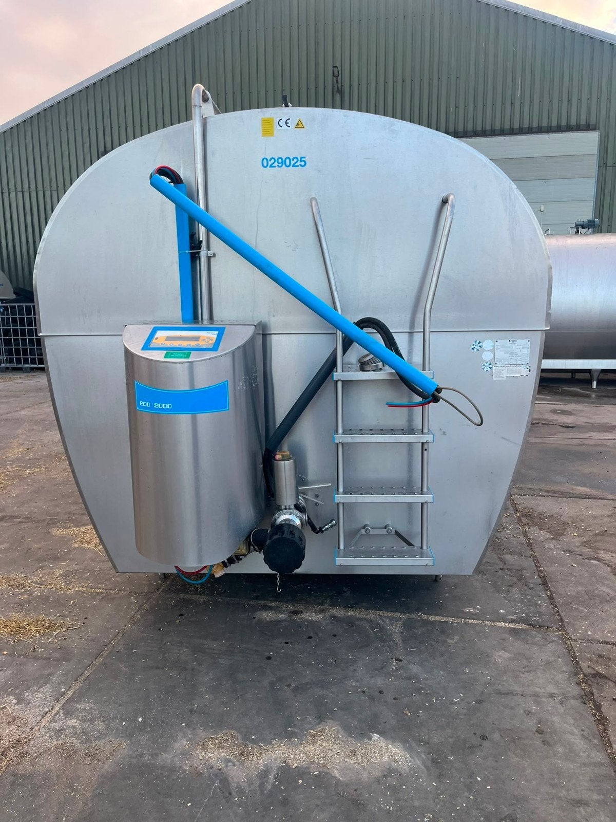 Packo ijsbank tank, Ophalen