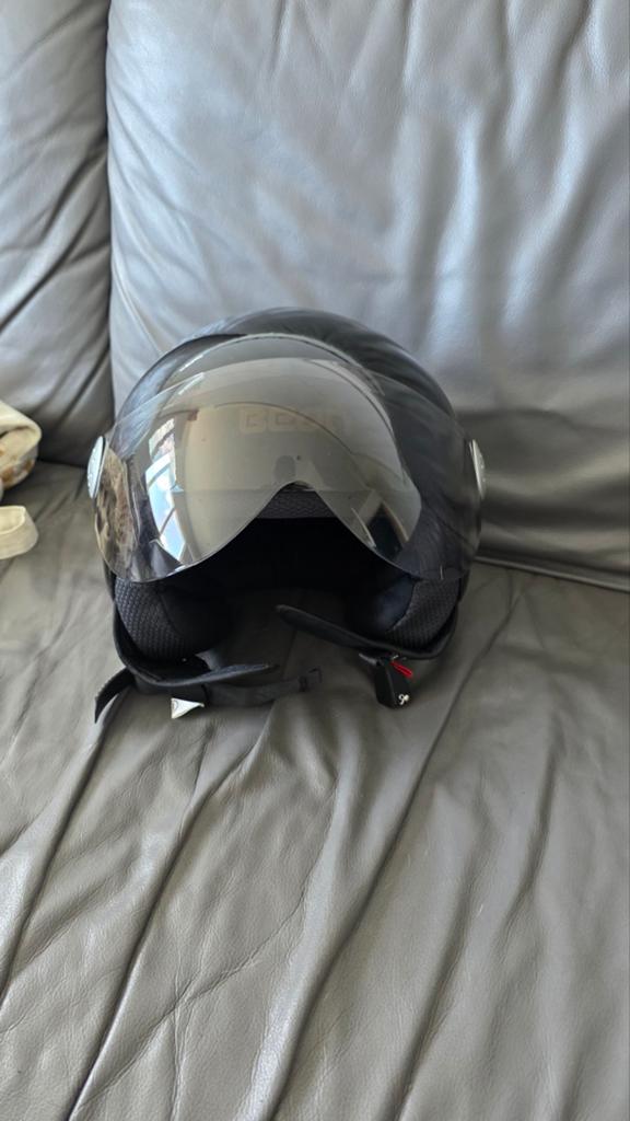 Nieuwe scooterhelm maat XL, Motoren, Accessoires | Koffers en Tassen, Ophalen of Verzenden, Nieuw