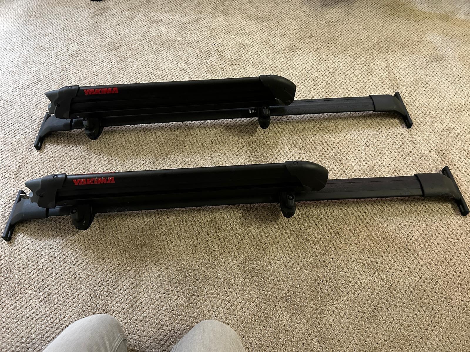 Yakima dakdragers met skisysteem voor Ford Expedition, Ophalen, Zo goed als nieuw