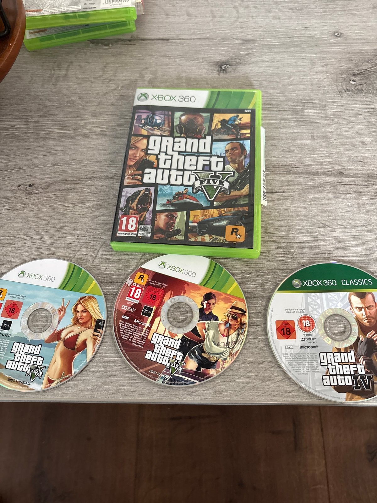 GTA V & IV! || Xbox 360 || Compleet pakket, Avontuur en Actie, Online, Gebruikt, Vanaf 18 jaar