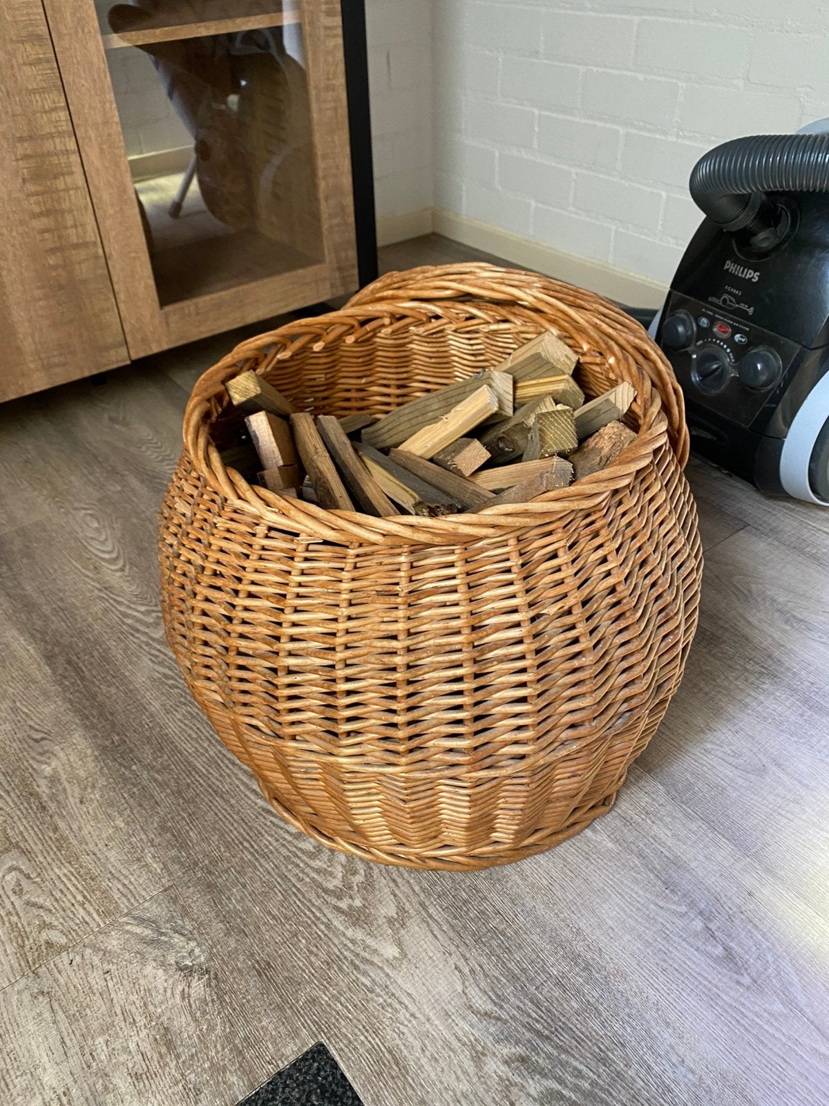 Leuke rieten mand, Ophalen, Gebruikt, Mand, Rond