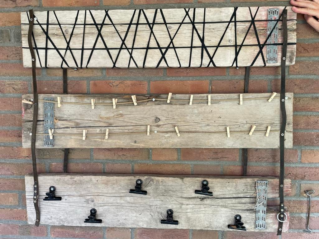 Vintage wanddecoratie van steigerhout met lederen banden, Gebruikt, Hout, Vintage, Ophalen of Verzenden