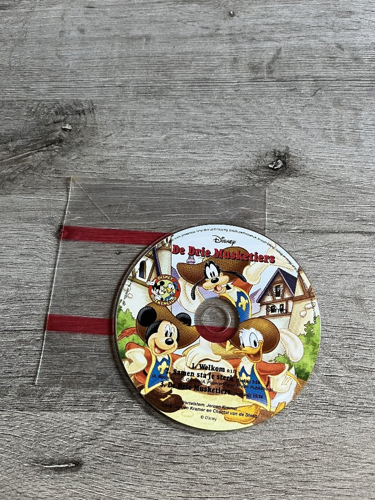 CD De drie musketiers Disney, Tekenfilm, Ophalen of Verzenden, Zo goed als nieuw, Alle leeftijden
