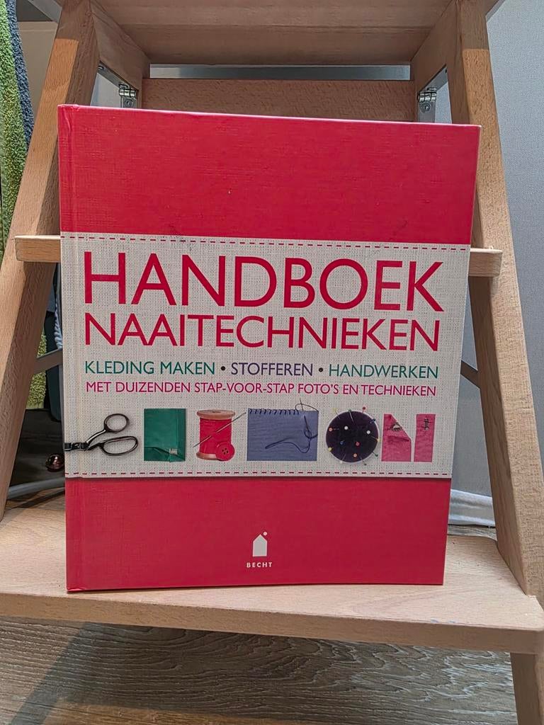 Handboek Naaitechnieken, Boeken, Ophalen of Verzenden, Zo goed als nieuw, Borduren en Naaien, Onbekend