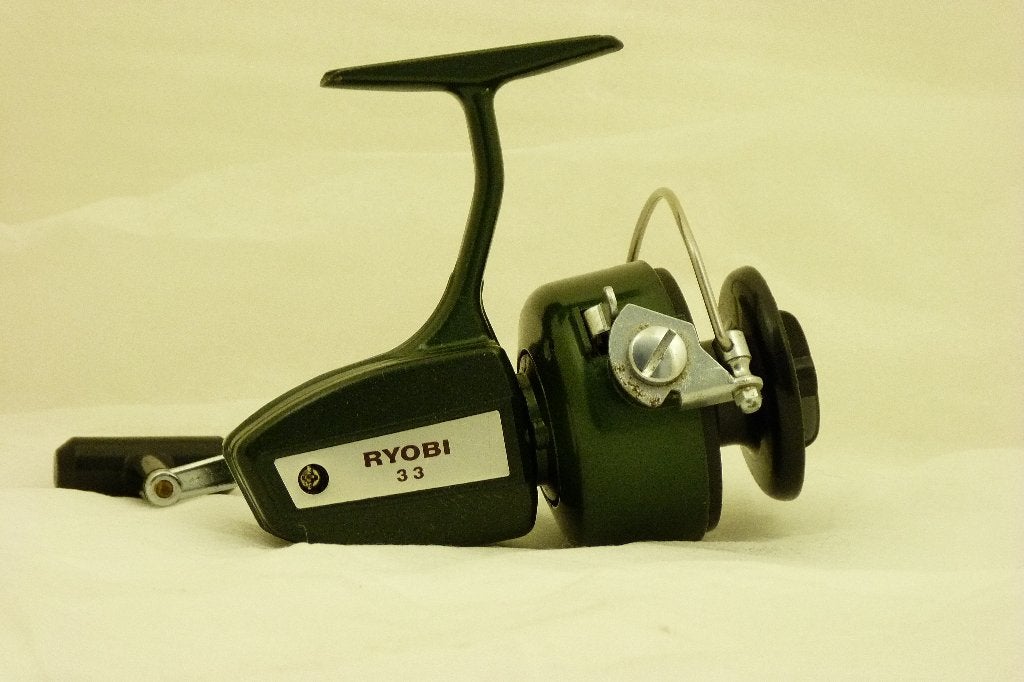 Klassieke vintage Ryobi 33 vismolen, Watersport en Boten, Hengelsport | Roofvissen, Ophalen of Verzenden, Zo goed als nieuw, Molen