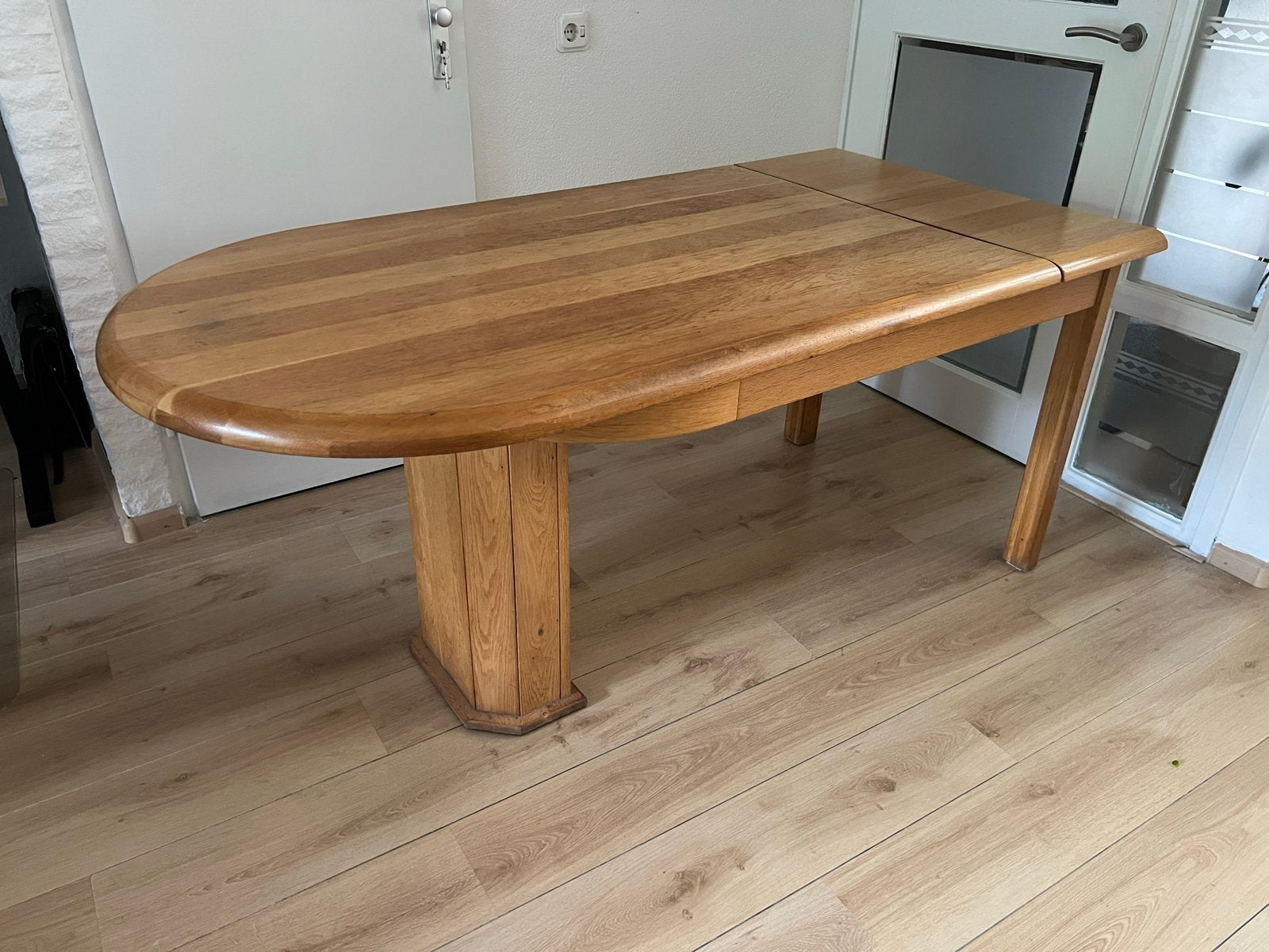 Uitschuifbare eettafel (met 4 gratis stoelen), Ophalen, Gebruikt, 50 tot 100 cm, Vijf personen of meer