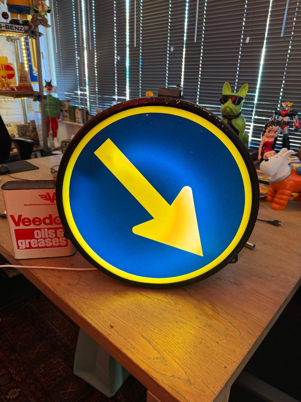 Vintage Verkeersbord: Verplichte Rijrichting Pijl, Ophalen