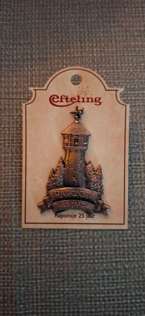 efteling pin raponsje, Verzamelen, Efteling, Ophalen of Verzenden, Nieuw, Button of Speldje
