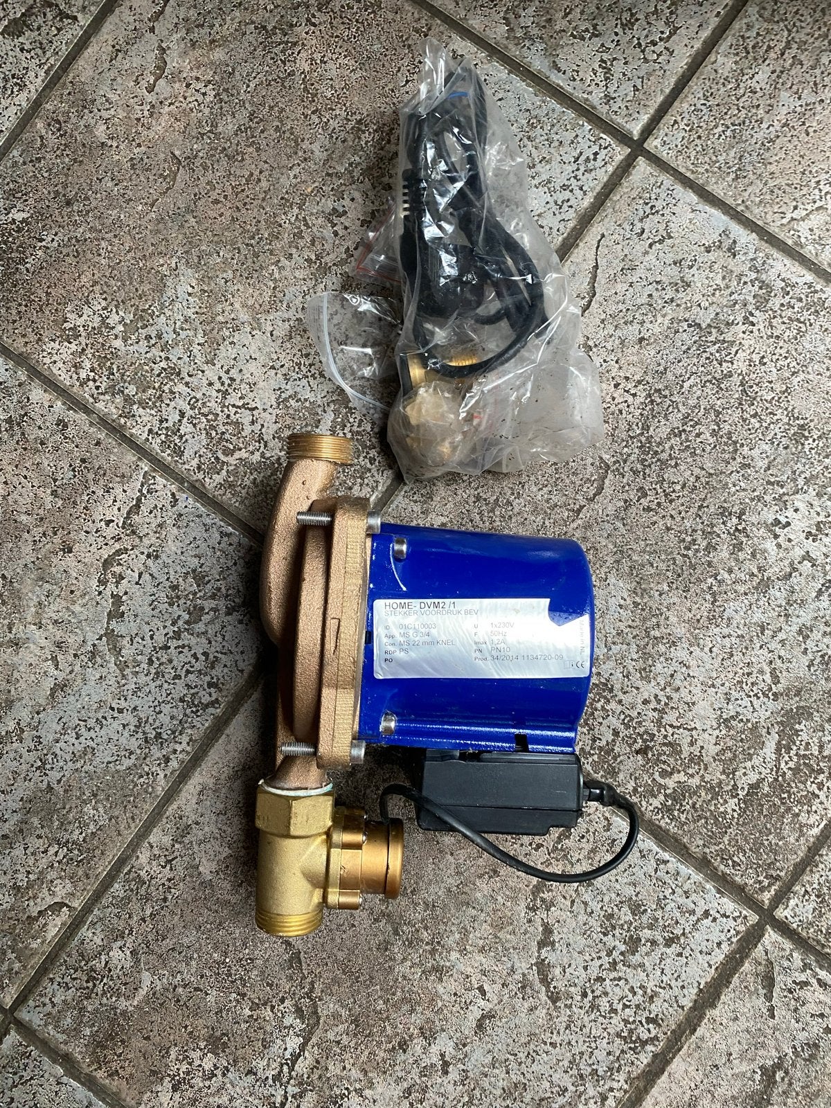 Nieuwe HOME DVM2T circulatiepomp voor verwarming/koeling, Tuin en Terras, Ophalen of Verzenden, Nieuw, Elektrisch, Voorzetpomp