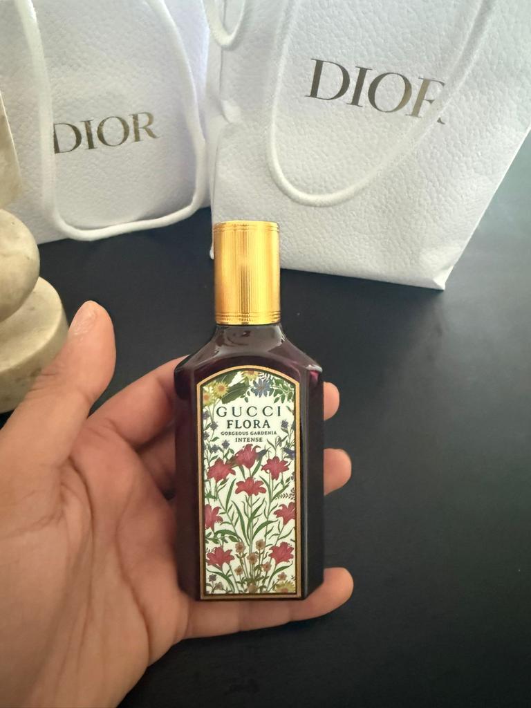 Gucci Flora Gorgeous Gardenia Intense parfum 50 ml, Ophalen of Verzenden, Zo goed als nieuw