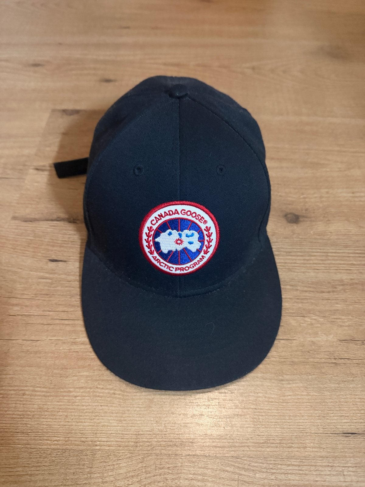 Canada Goose pet - Zo goed als nieuw met aankoopbon, Ophalen of Verzenden, Zo goed als nieuw, One size fits all, Pet