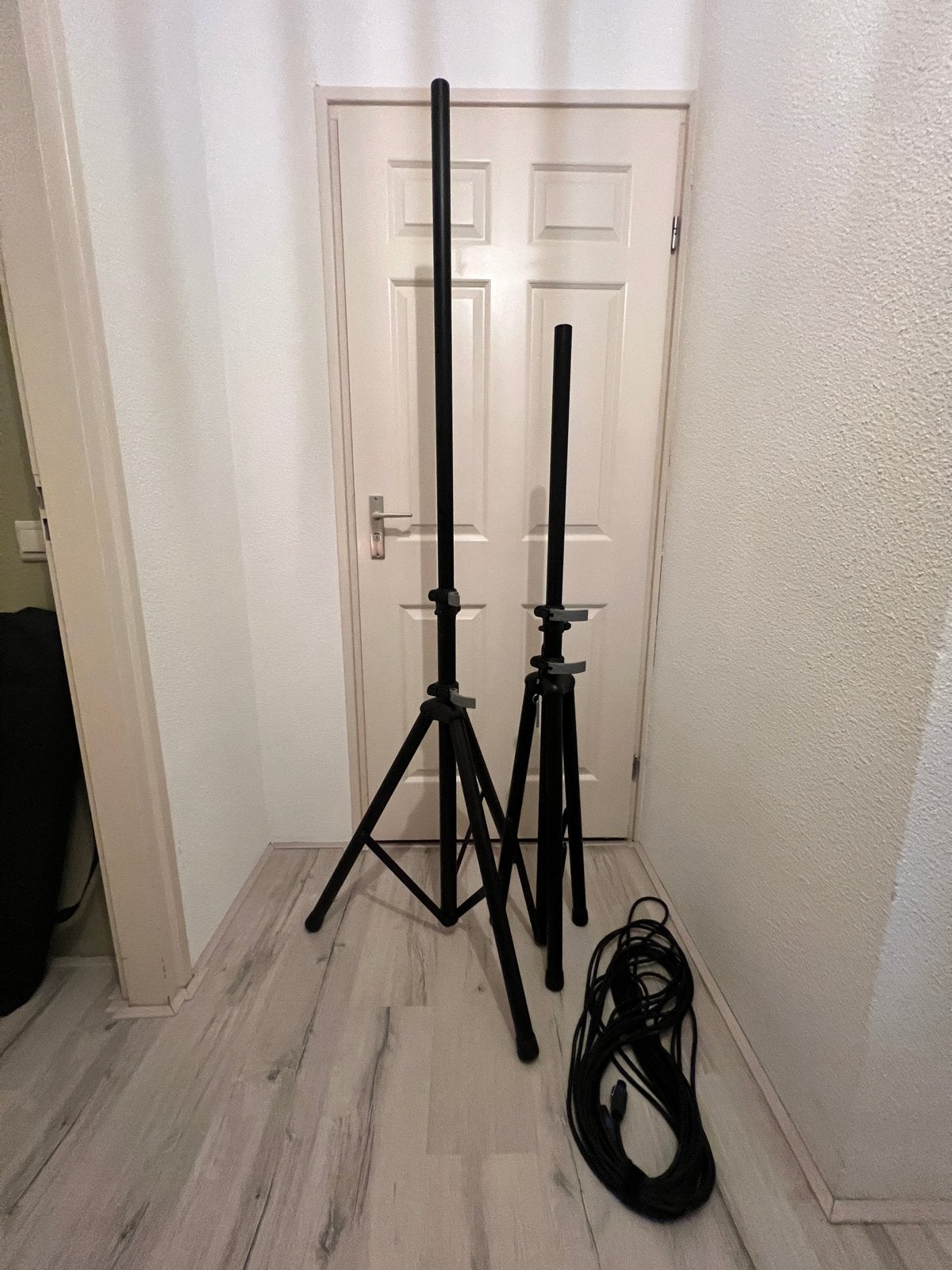 K&M Luidsprekerstatieven - Zo goed als nieuw, Muziek en Instrumenten, Standaards, Ophalen, Zo goed als nieuw, Instrumentstandaard