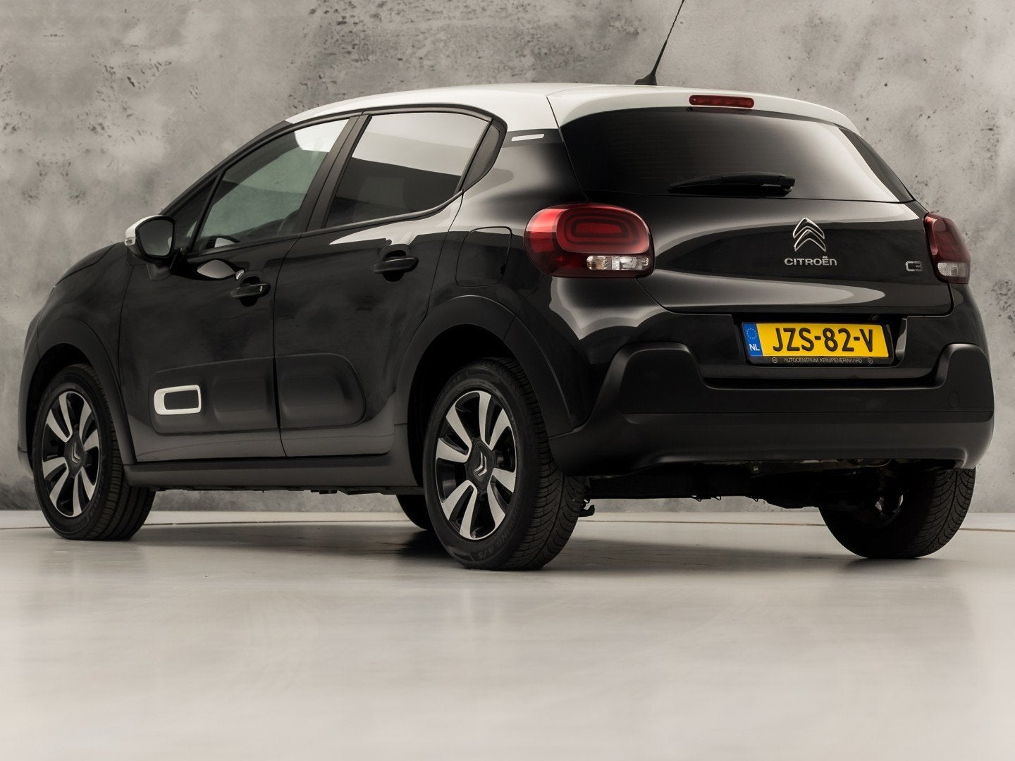 Citroën C3 1.2 PureTech Shine Sport Automaat (APPLE CARPLAY, Auto's, Citroën, 12 maanden, 450 kg, Gebruikt, 1199 cc