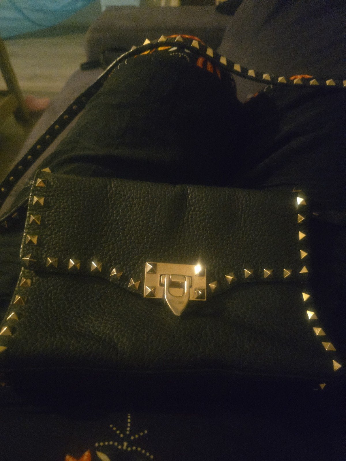 Valentino Garavani Rockstud Crossbodytas Zwart Goud, Ophalen, Zo goed als nieuw, Zwart, Schoudertasje