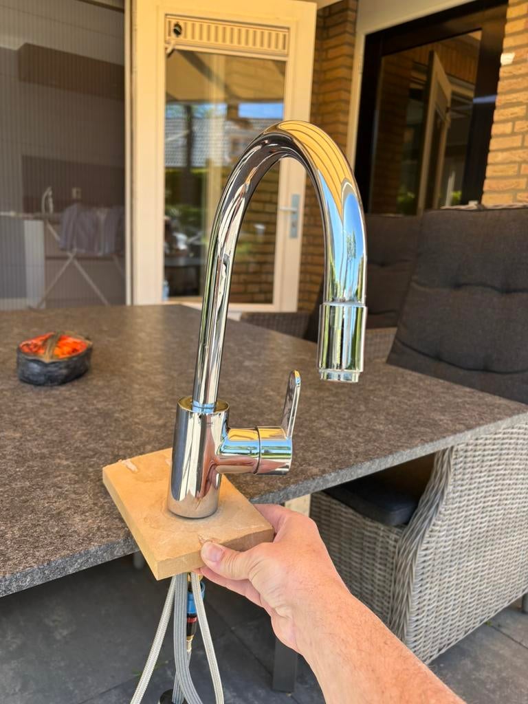 Eéngreeps keukenmengkraan GROHE, Ophalen, Zo goed als nieuw, Chroom, Kraan