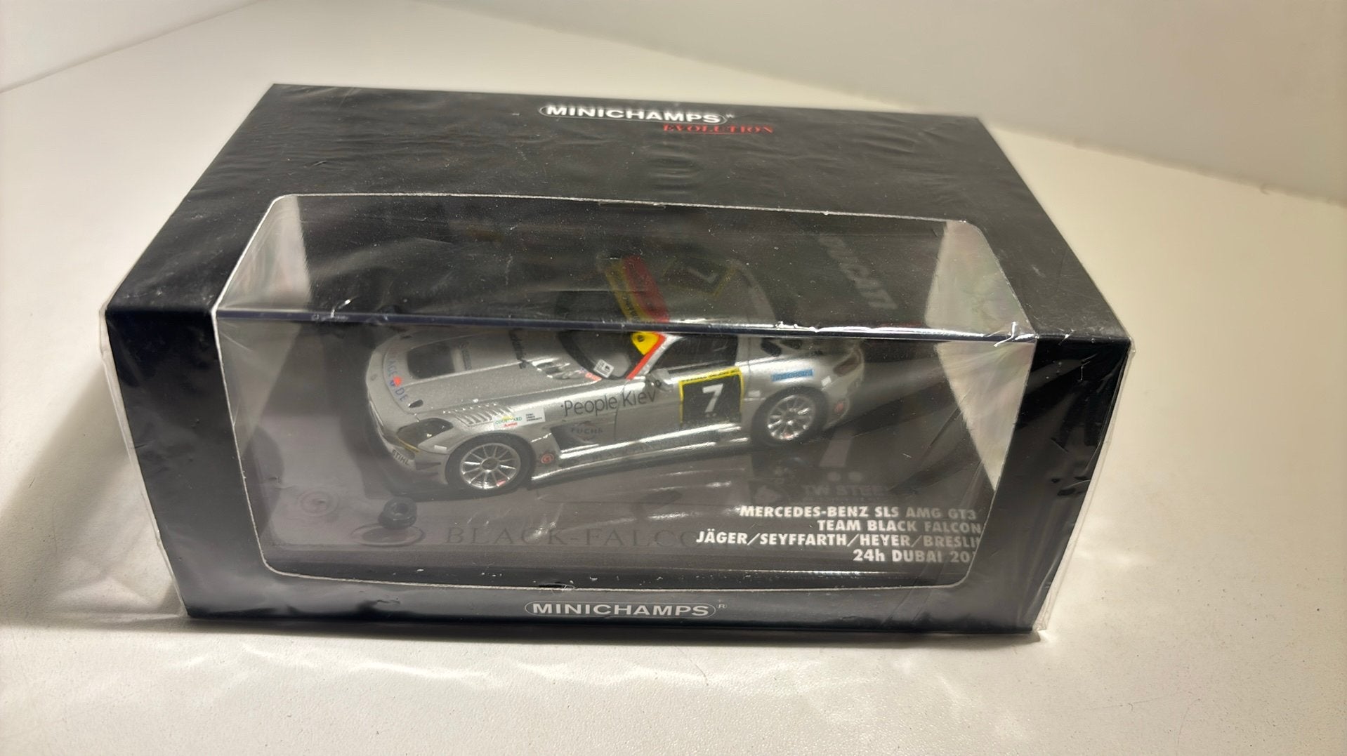 Mercedes benz sps amg gt3 24h dubai minichamps 1.43, Auto, Ophalen of Verzenden, MiniChamps, A
