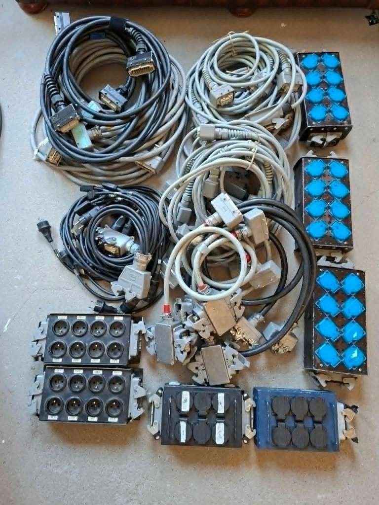 Lot Harting 16 kabels, break-in, break-out en splitters, Ophalen, Gebruikt, Licht