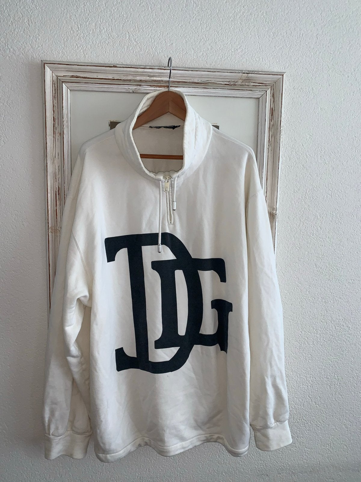 Dolce & Gabbana Sweater met DG logo - Maat 50 (M), Ophalen of Verzenden, Zo goed als nieuw, Maat 48/50 (M), Wit