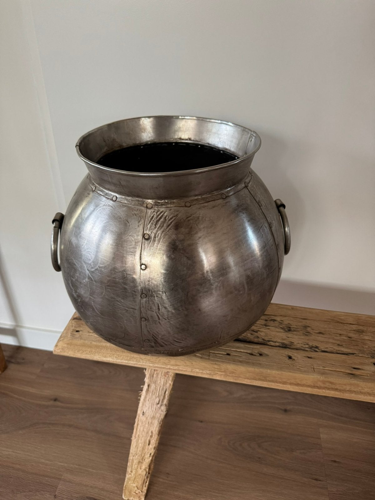 Stoere ketelpot xl metaal, Huis en Inrichting, Woonaccessoires | Vazen, Ophalen of Verzenden, Zo goed als nieuw