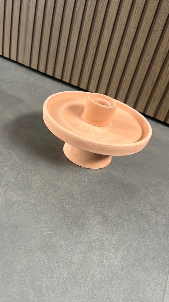 Terracotta kandelaar op voet – handgemaakt, ., Ophalen of Verzenden, Zo goed als nieuw, .