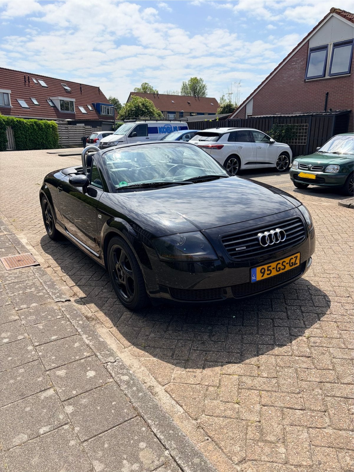 Audi TT Roadster, Auto's, TT, 1440 kg, Zwart, 4 cilinders