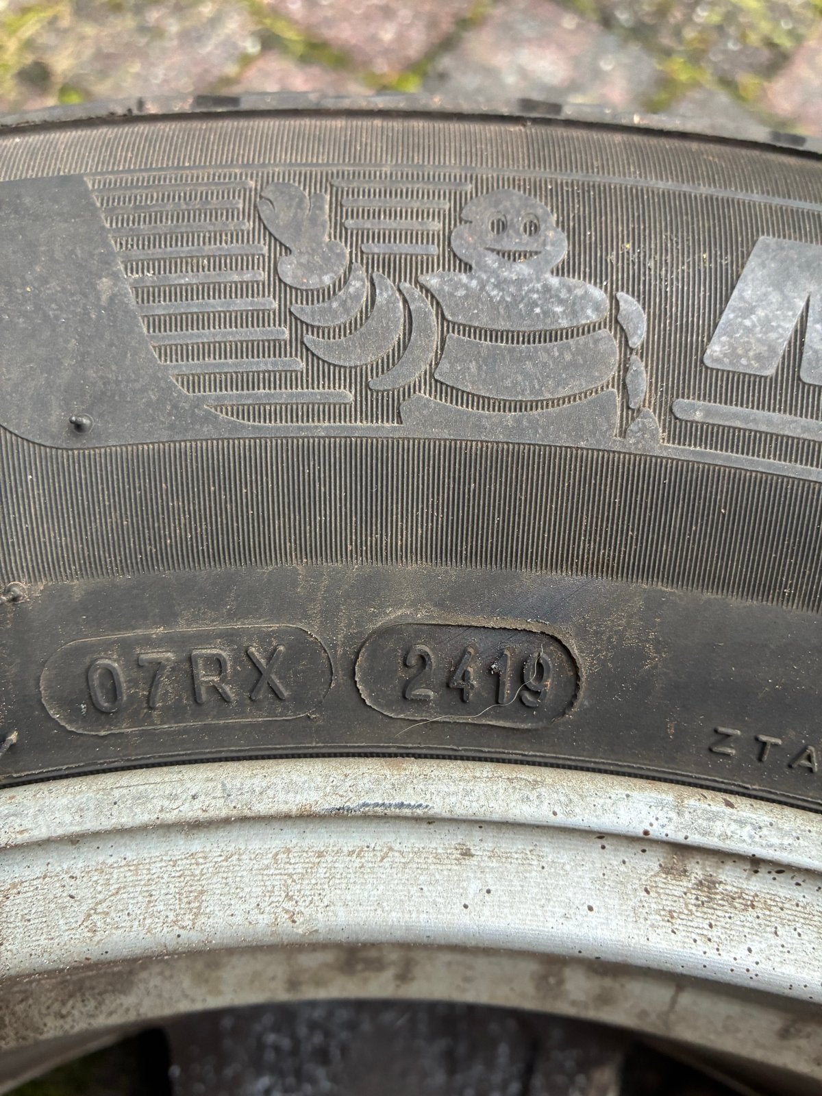 Michelin Pilot Alpin 5 SUV Winterbanden met Velgen 225/65 R1, Ophalen, Gebruikt, Banden en Velgen, 17 inch